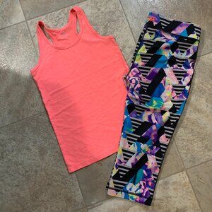 extra small      ---    Fila Capri and old navy top